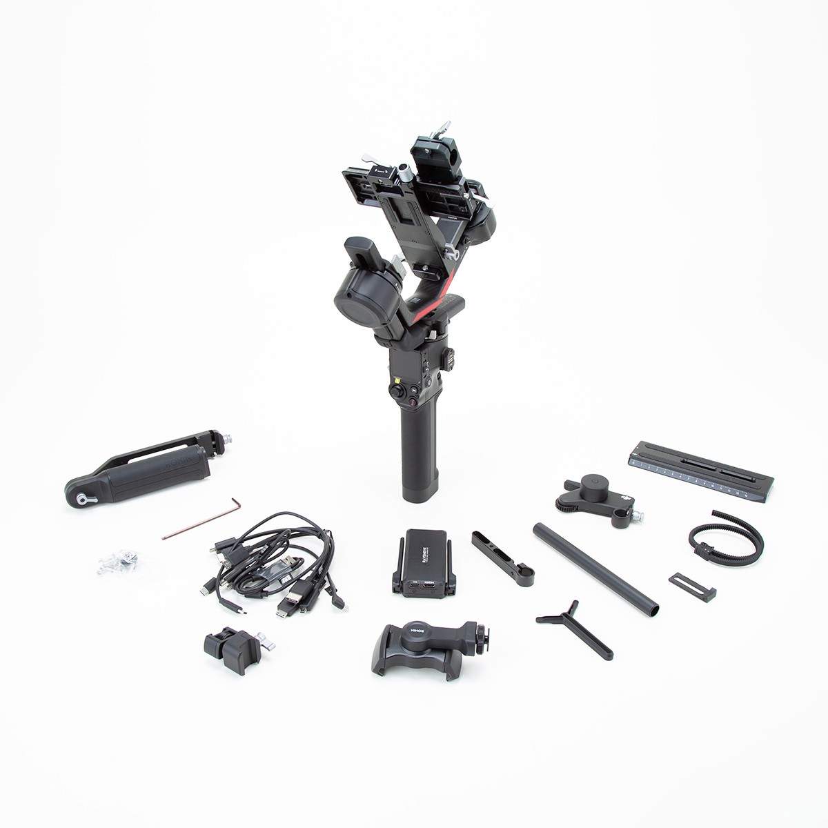 DJI RS 4 Pro Gimbal Stabilizer Combo